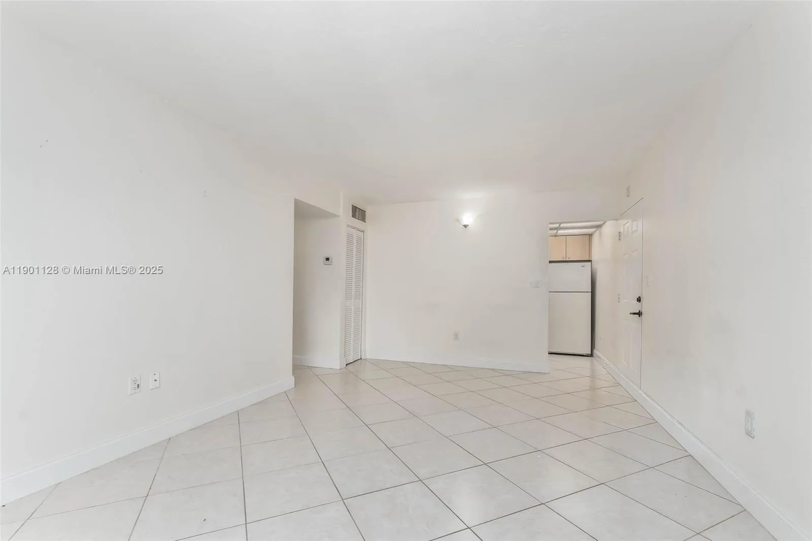 Pinecrest, Florida 33156, United States, 1 Bedroom Bedrooms, ,1 BathroomBathrooms,Residential,Active,232437