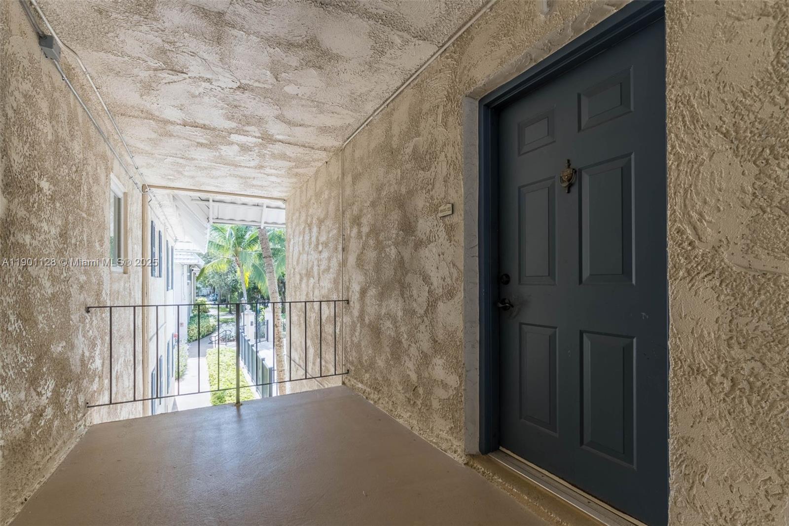 MONTEREY GARDENS OF PINEC - Residential