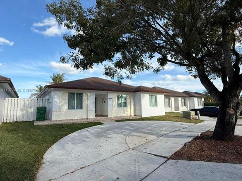 Photo of 28305 SW 136th Ave, Homestead, FL 33033 (MLS # A11972493)