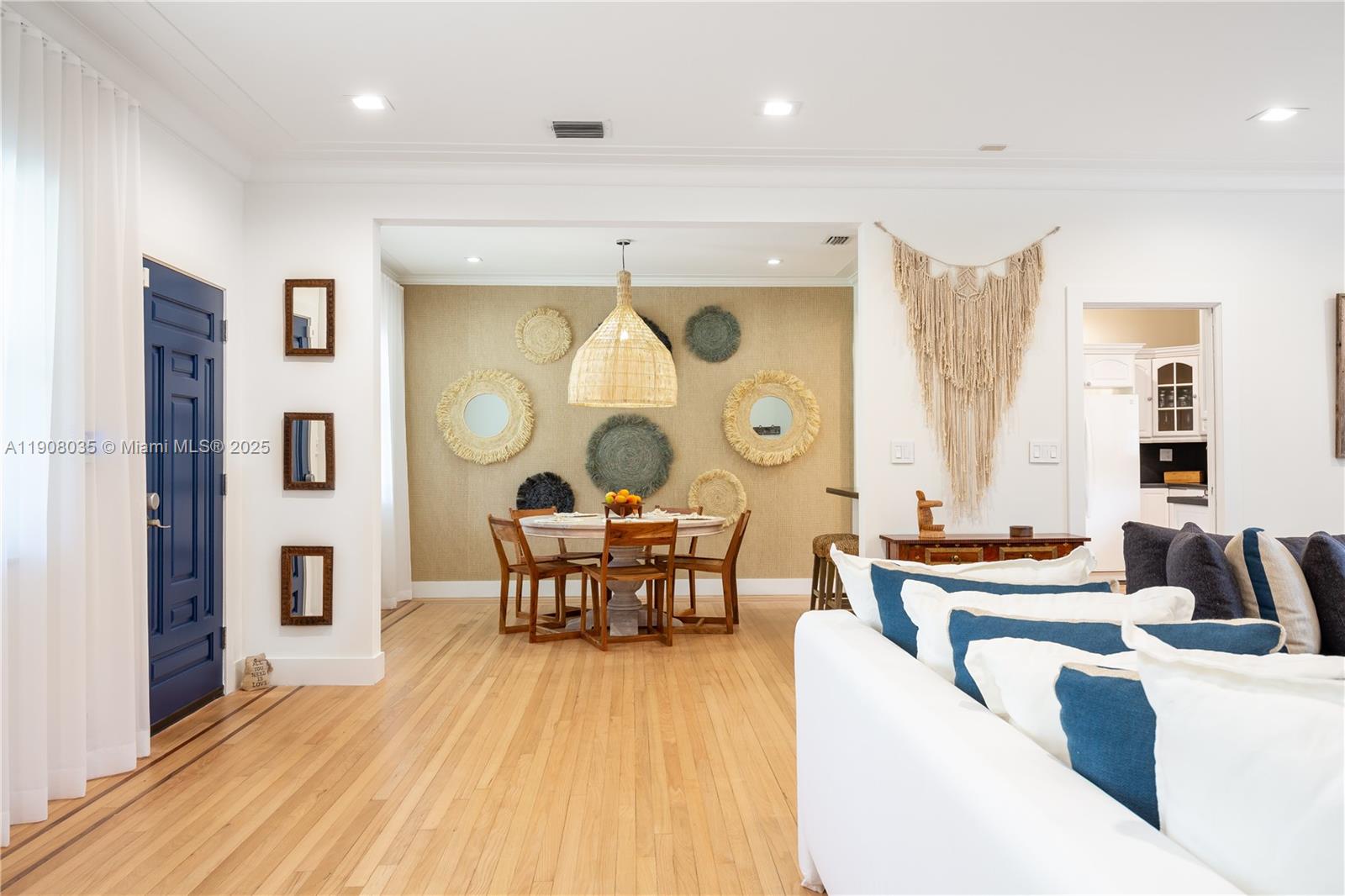 BRICKELL ESTATES - Residential Lease