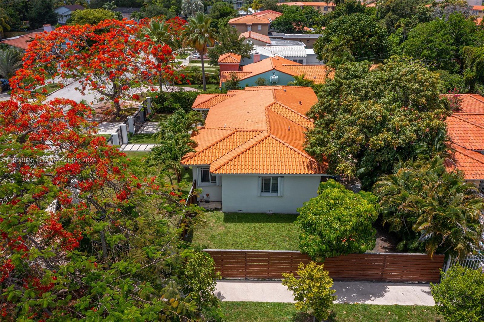 BRICKELL ESTATES - Residential Lease