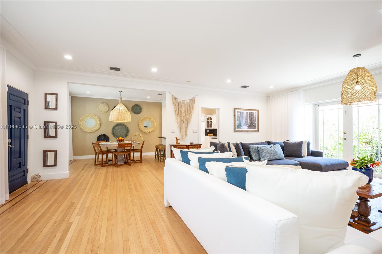 BRICKELL ESTATES - Residential Lease