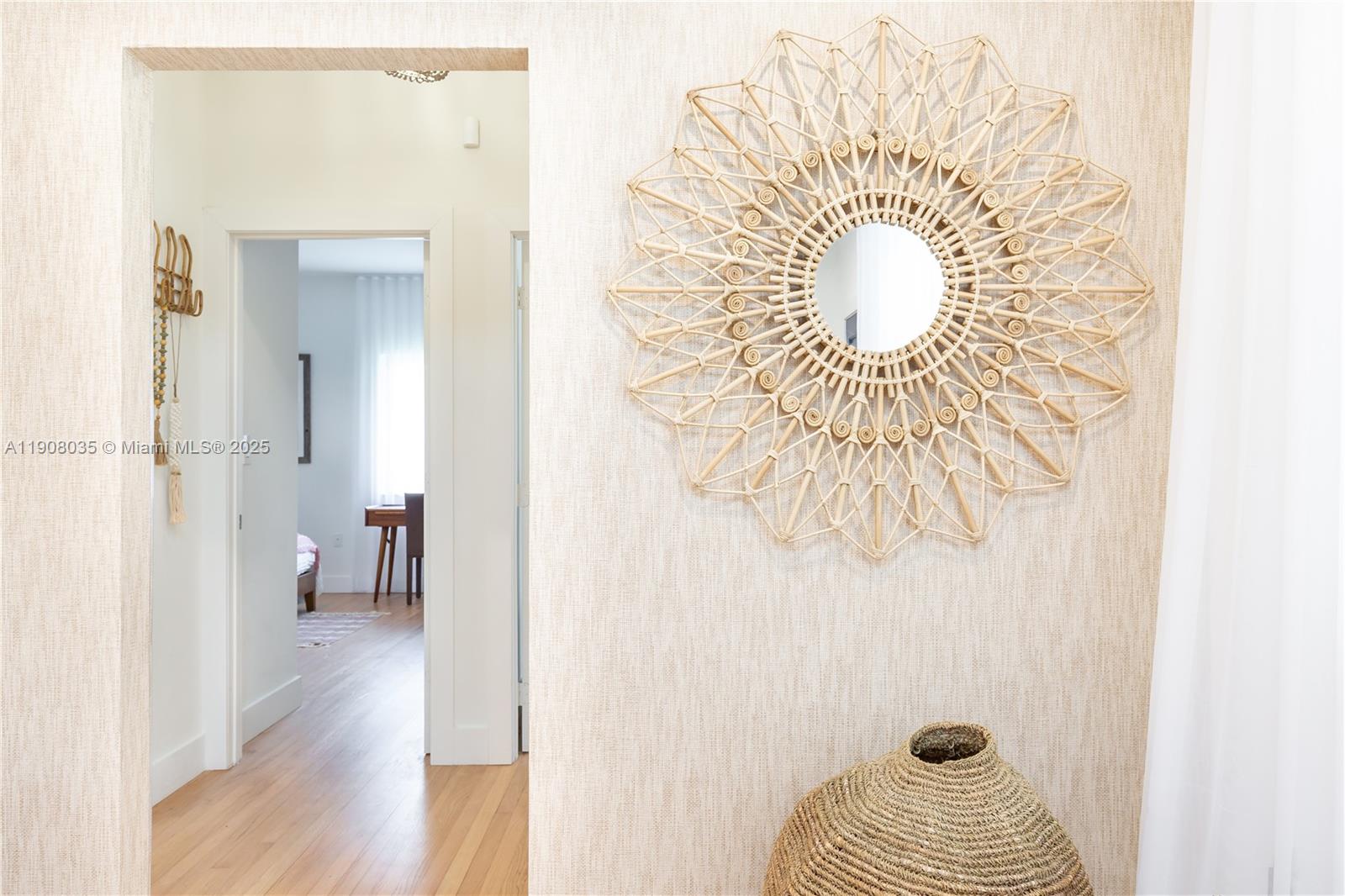 BRICKELL ESTATES - Residential Lease