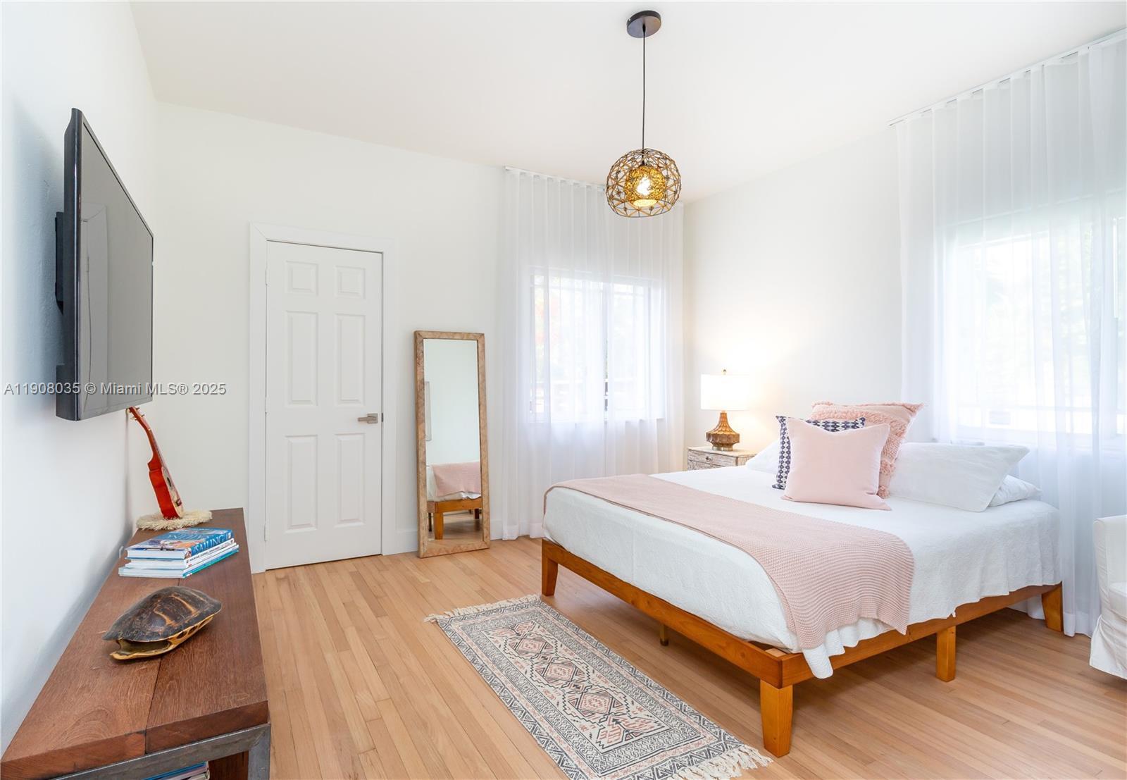 BRICKELL ESTATES - Residential Lease