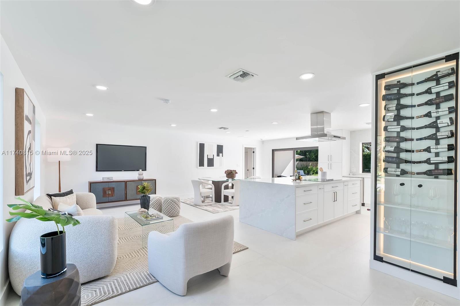Property for Sale at 14091 Sw 82nd Pl, Palmetto Bay, Miami-Dade County, Florida - Bedrooms: 4 
Bathrooms: 3  - $1,850,000