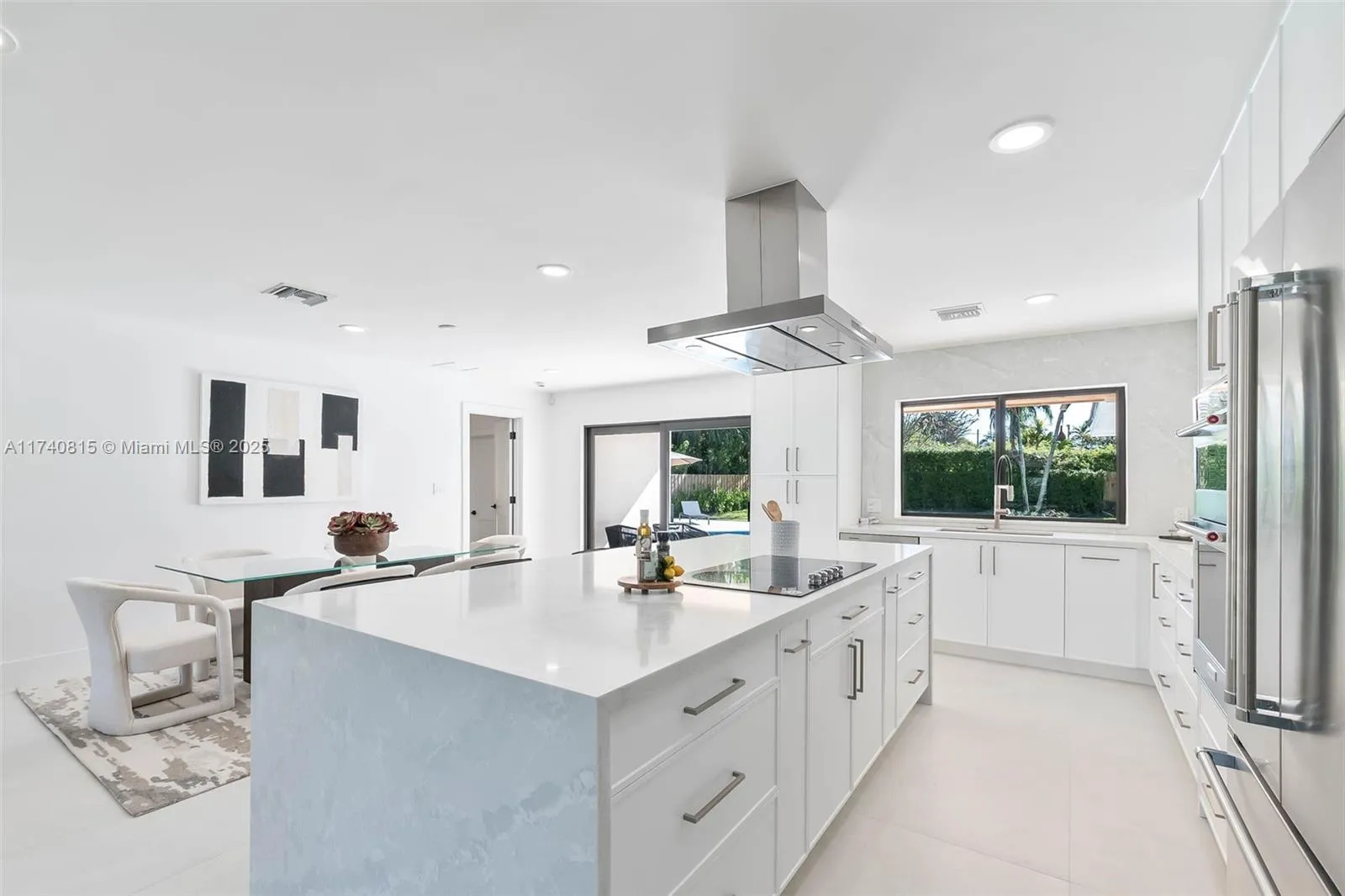 Palmetto Bay, Florida 33158, United States, 4 Bedrooms Bedrooms, ,3 BathroomsBathrooms,Residential,Active,7643