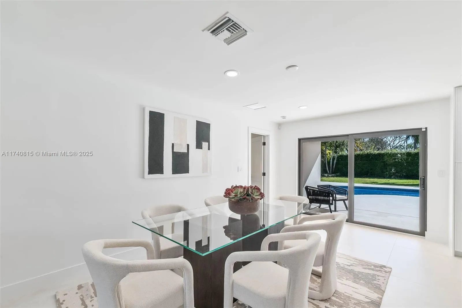 Palmetto Bay, Florida 33158, United States, 4 Bedrooms Bedrooms, ,3 BathroomsBathrooms,Residential,Active,7643