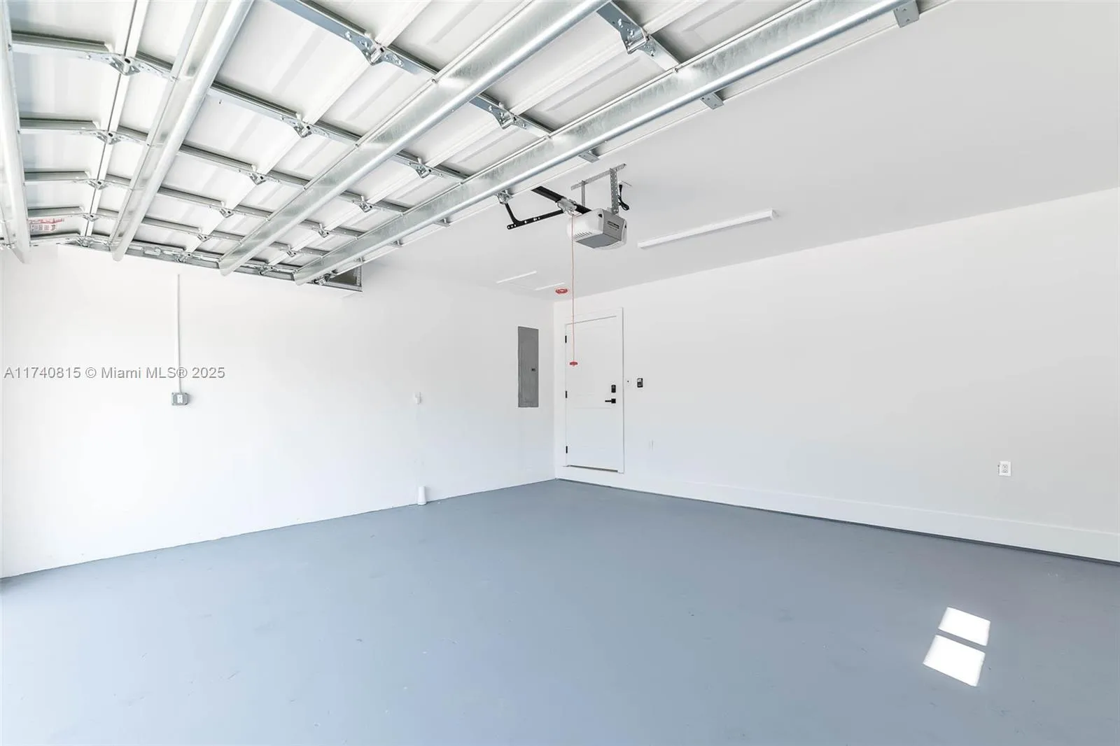 Palmetto Bay, Florida 33158, United States, 4 Bedrooms Bedrooms, ,3 BathroomsBathrooms,Residential,Active,7643