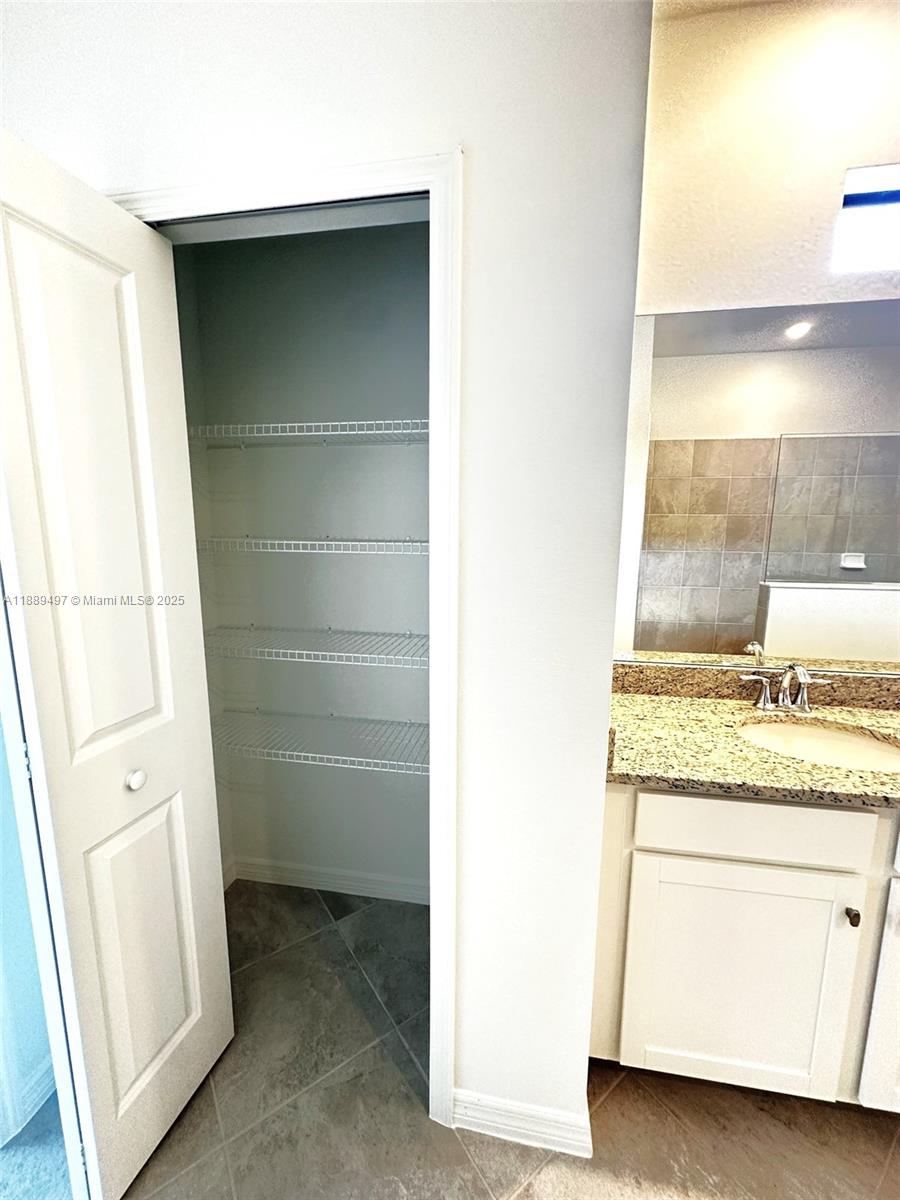 PORTICO - Residential Lease