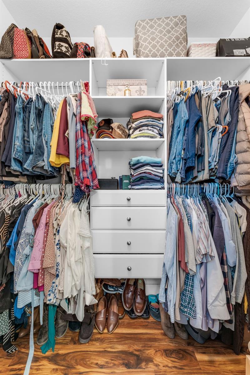 SILVER PALM EAST SEC TWO - Residential