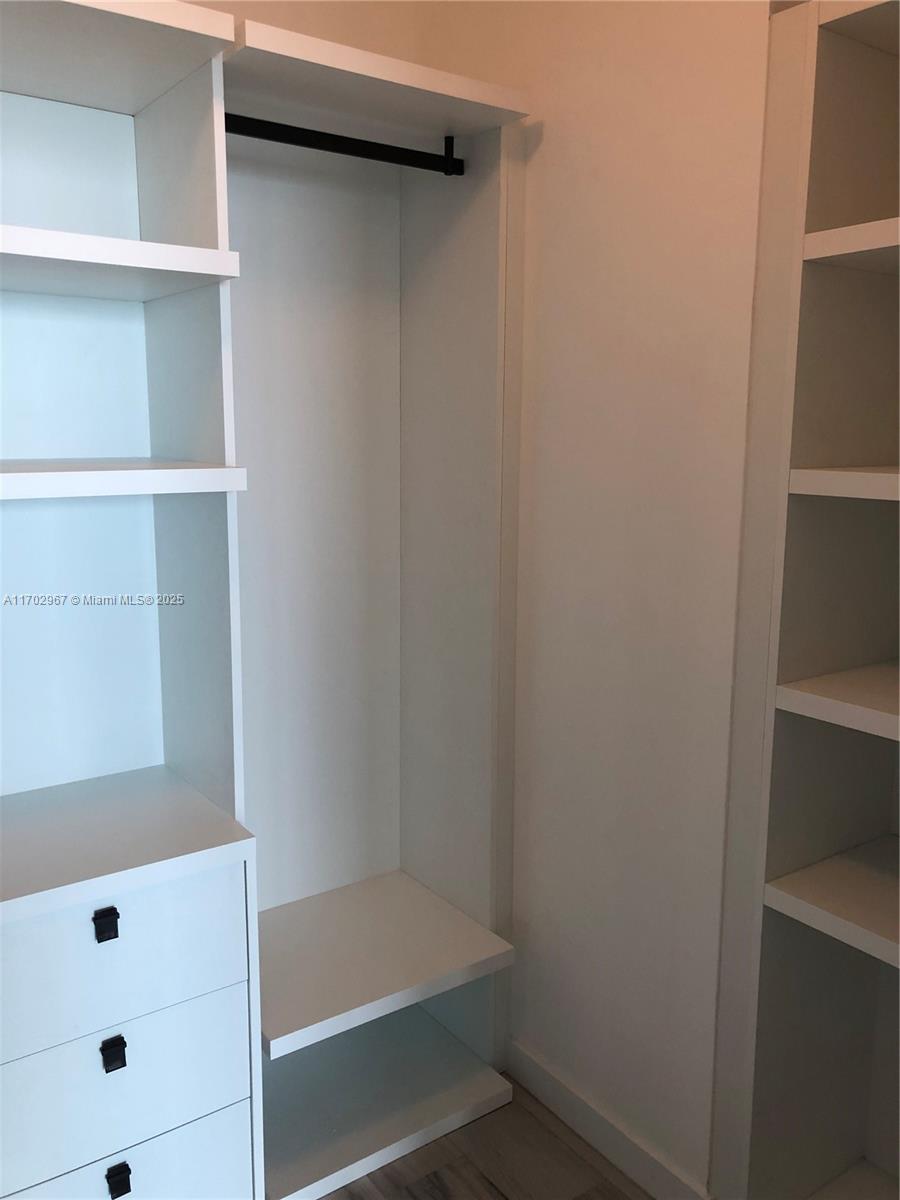 GRAN PARAISO CONDO - Residential