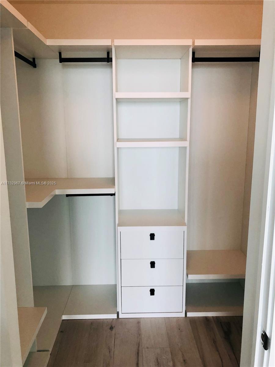 GRAN PARAISO CONDO - Residential