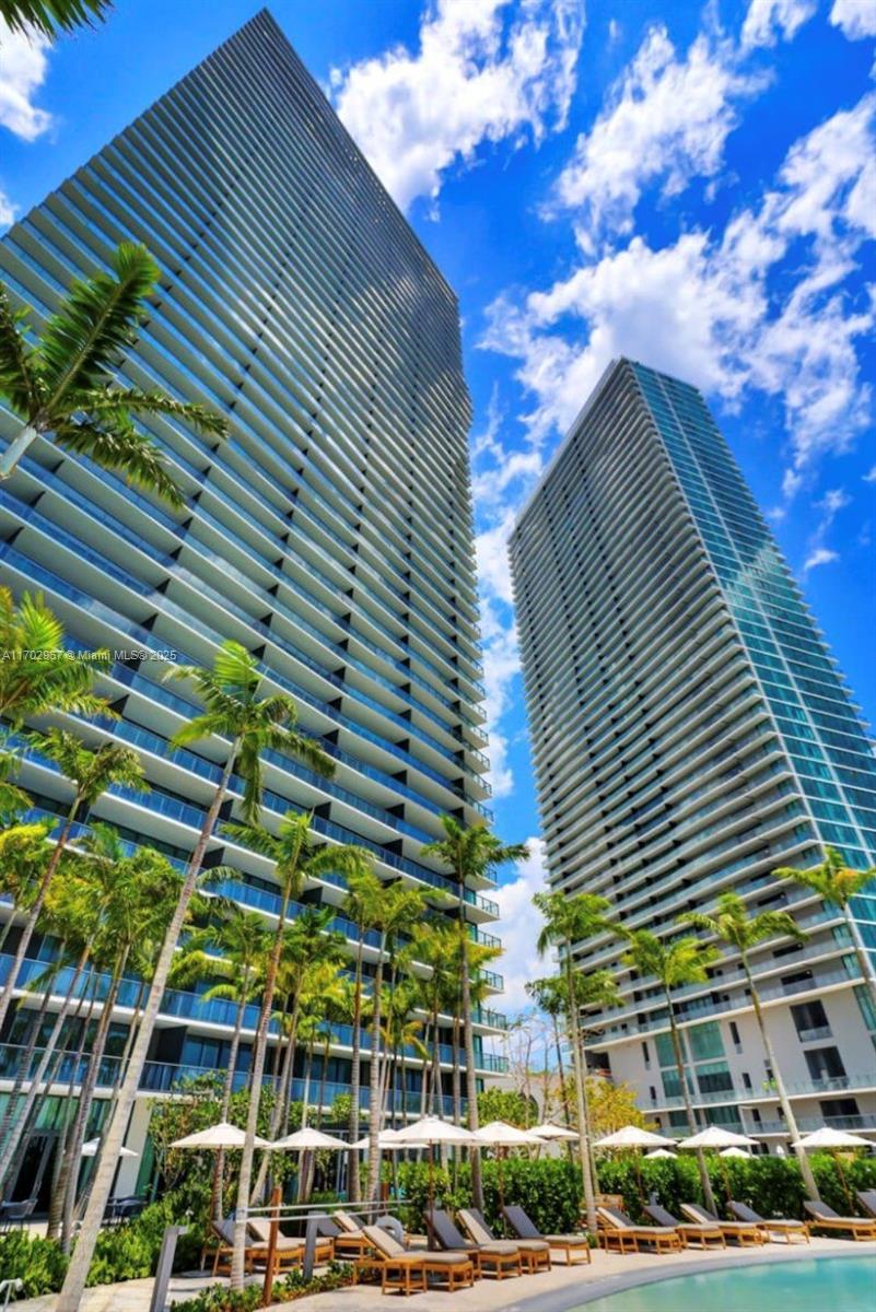 GRAN PARAISO CONDO - Residential