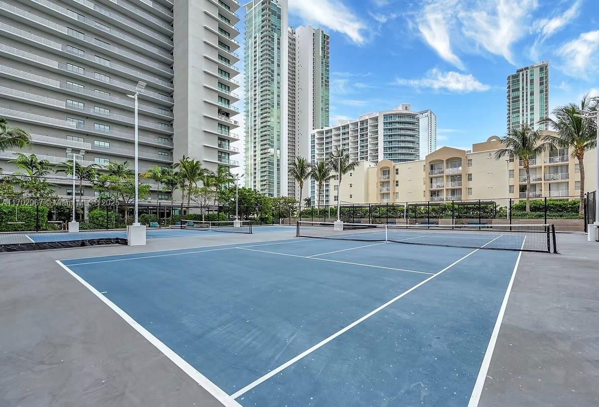 GRAN PARAISO CONDO - Residential