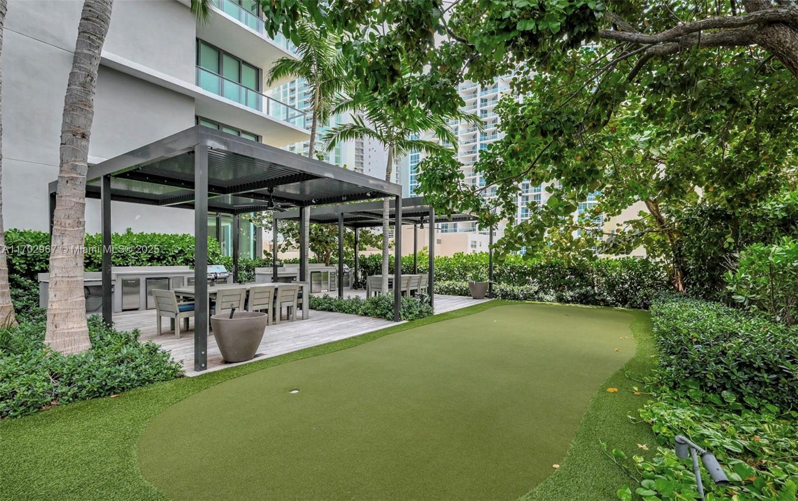 GRAN PARAISO CONDO - Residential