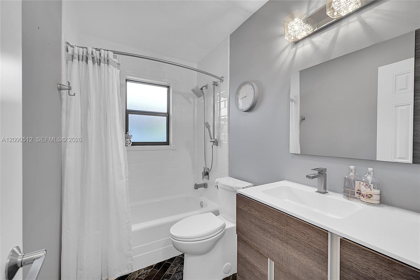 VILLAGES OF ORIOLE BONAIRE - Residential