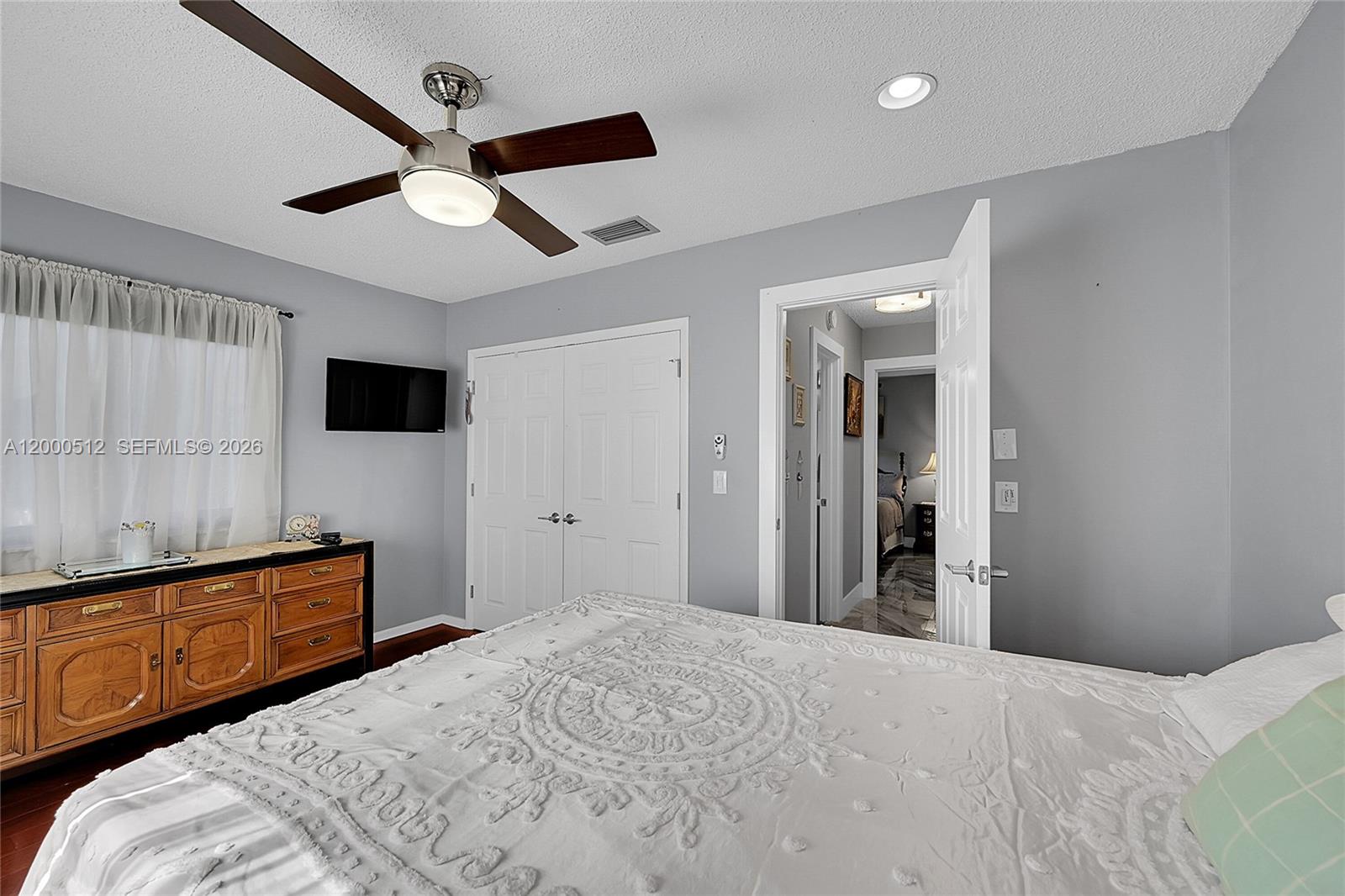 VILLAGES OF ORIOLE BONAIRE - Residential