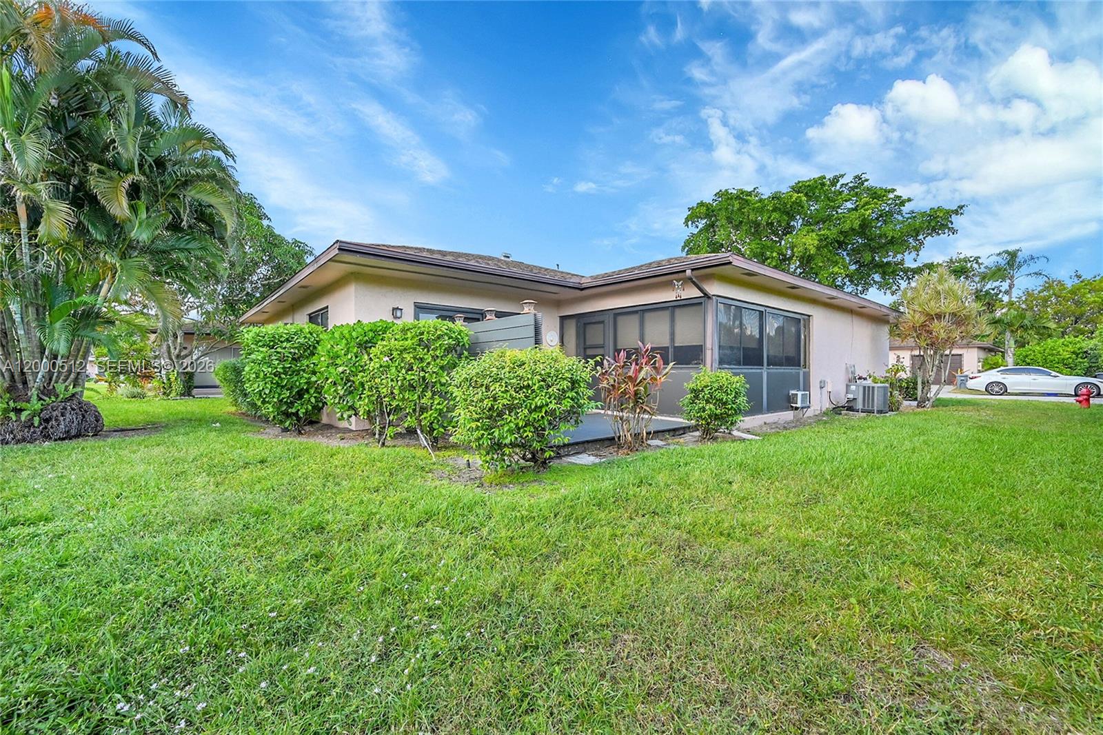 VILLAGES OF ORIOLE BONAIRE - Residential