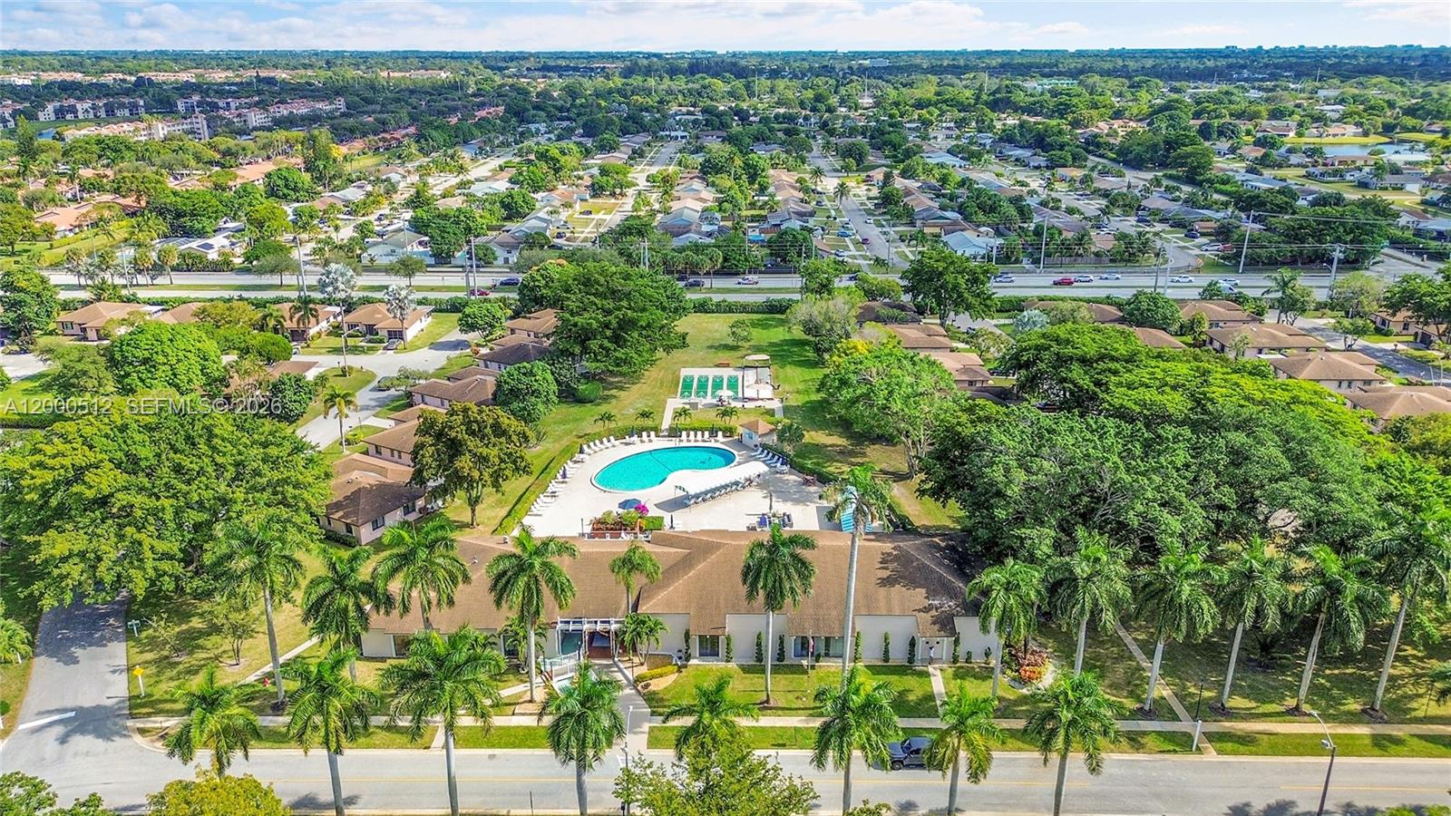 VILLAGES OF ORIOLE BONAIRE - Residential