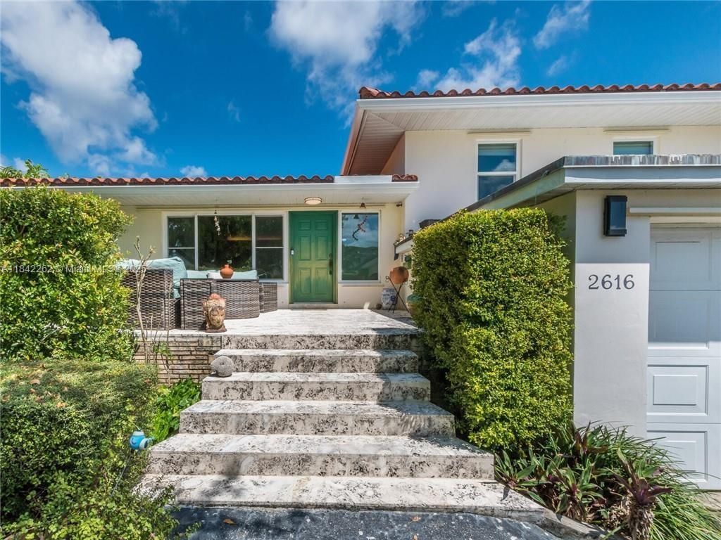 Photo of 2616 NE 26th Ave, Lighthouse Point, FL 33064 (MLS # A11842262)