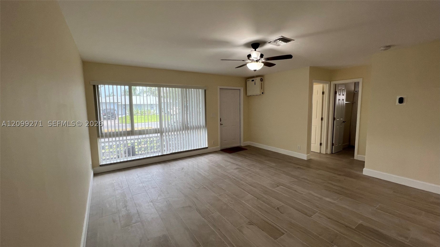 2561 NE 10th Ct 2561