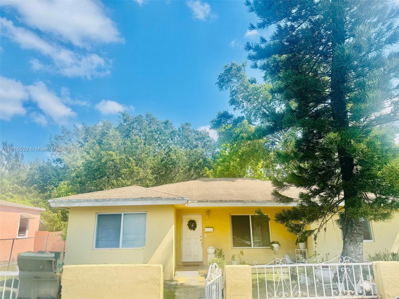 Property for Sale at 101 Nw 64th St, Miami, Broward County, Florida - Bedrooms: 3 
Bathrooms: 2  - $430,000