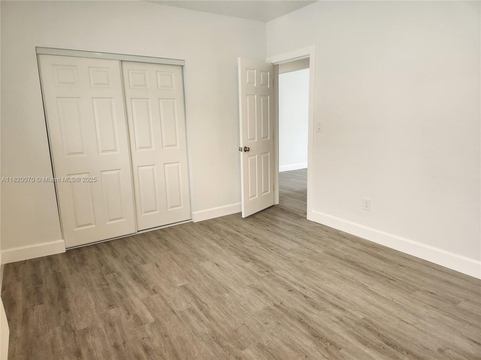 MARSEILLES DECO CONDO - Residential