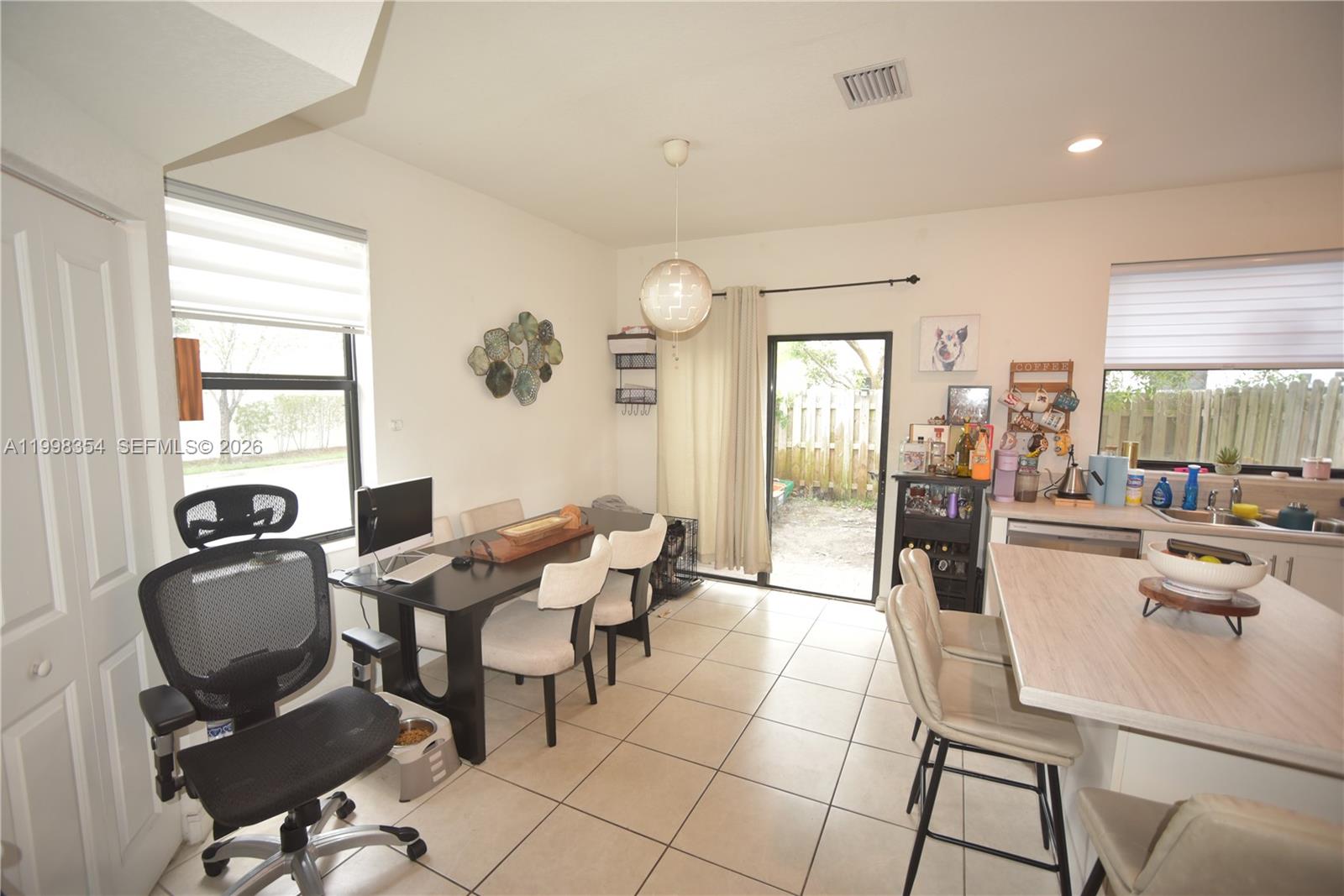 VIA VENTURA NEIGHBORHOOD - Residential