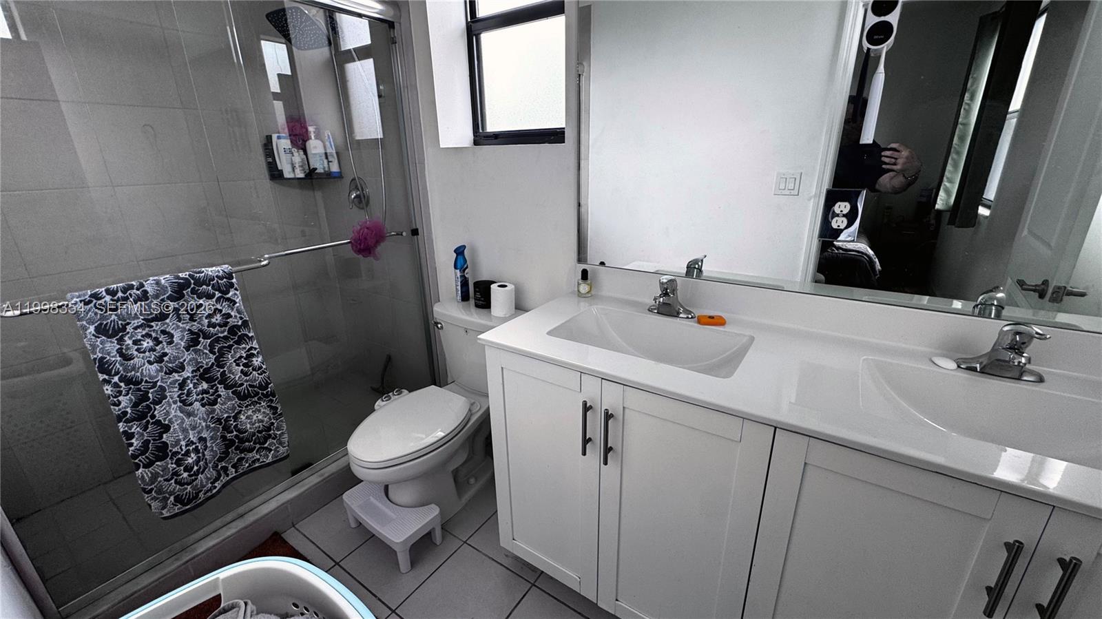 VIA VENTURA NEIGHBORHOOD - Residential