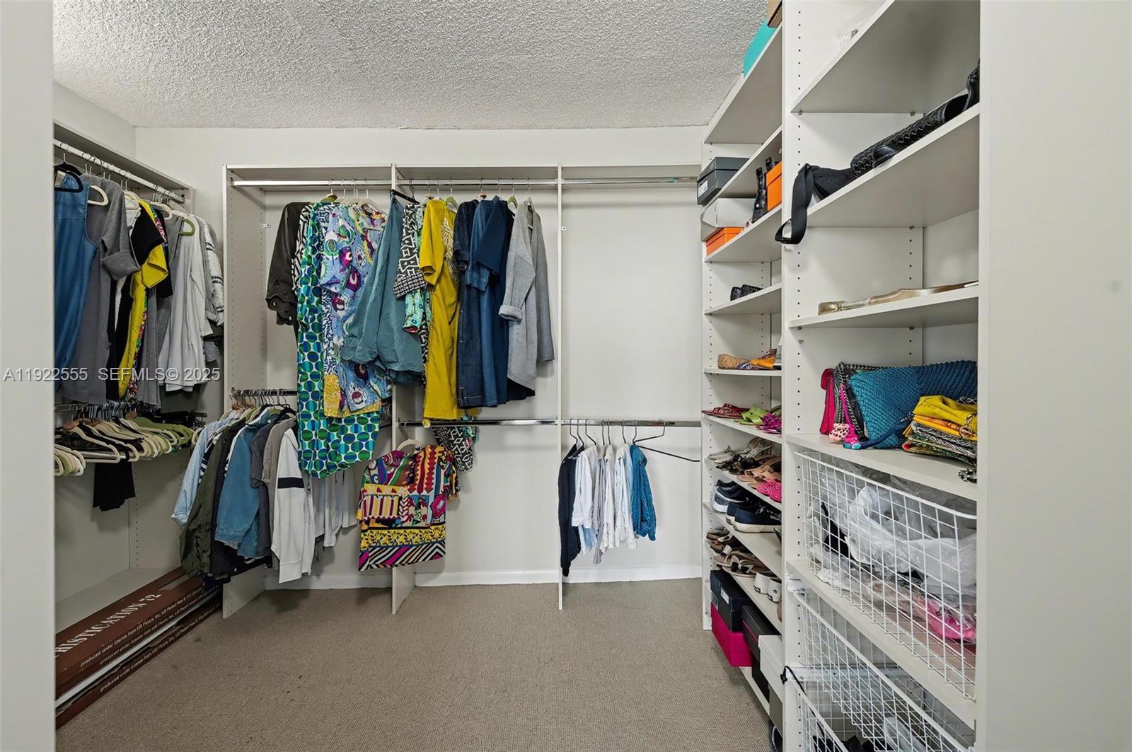 10000 PLAZA CONDO-NORTH T - Residential