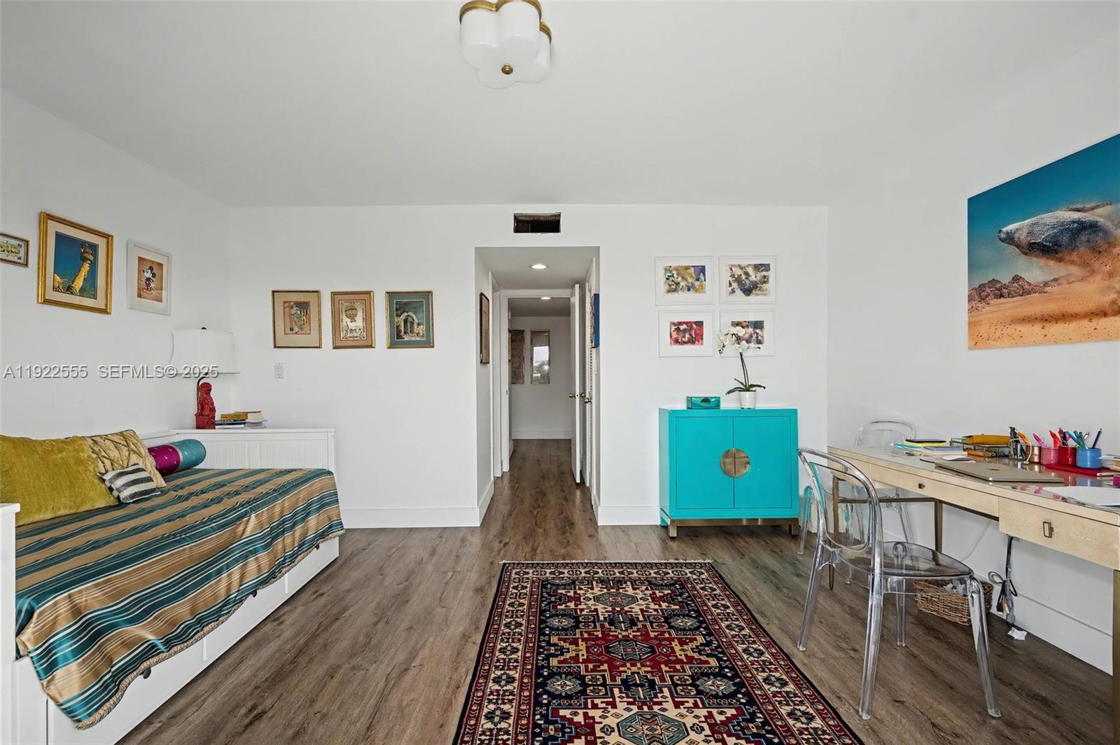 10000 PLAZA CONDO-NORTH T - Residential