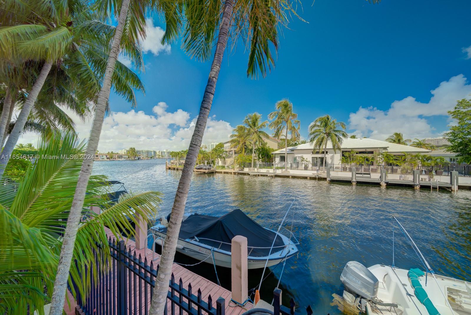 ISLAND SHORES CONDO - Residential