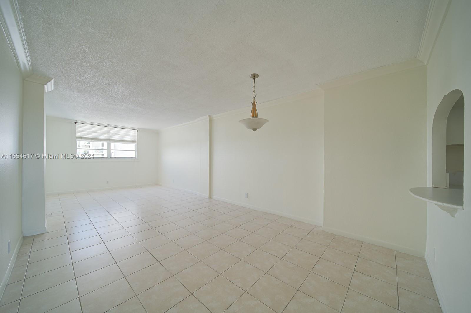 ISLAND SHORES CONDO - Residential