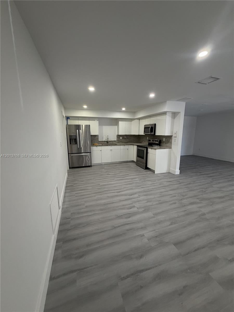 9401 SW 64th Ter 0