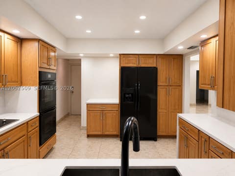 Tiny photo for 3710 N 54th Ave, Hollywood, FL 33021 (MLS # A12052509)