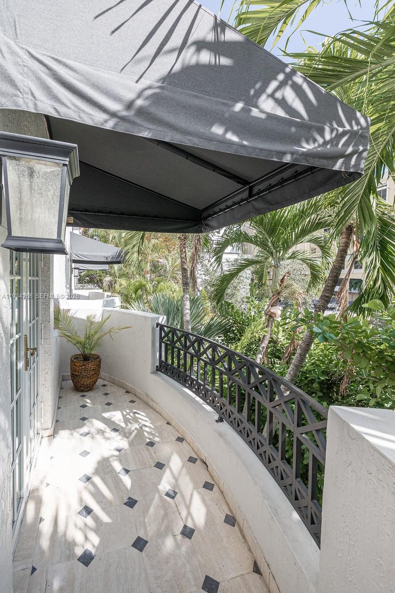 GABLES COURT TOWNHOMES CO - Residential