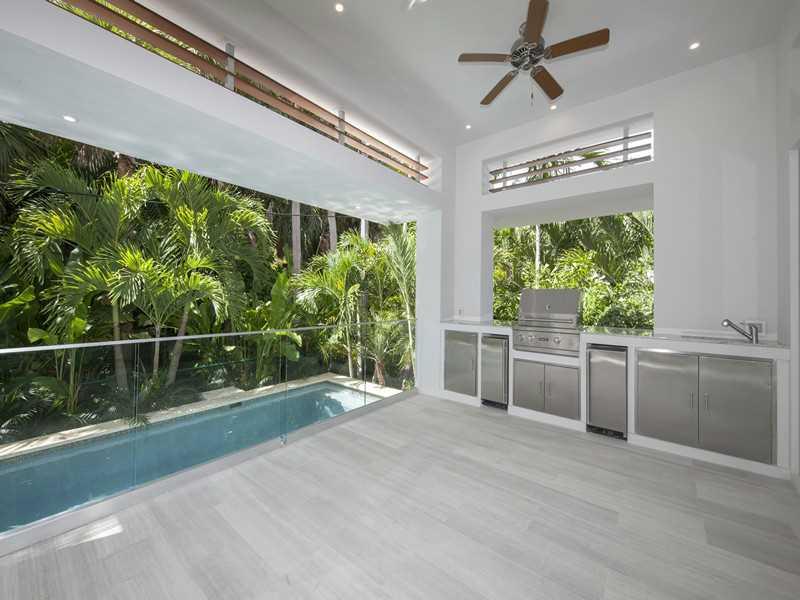 BISCAYNE KEY ESTS - Residential