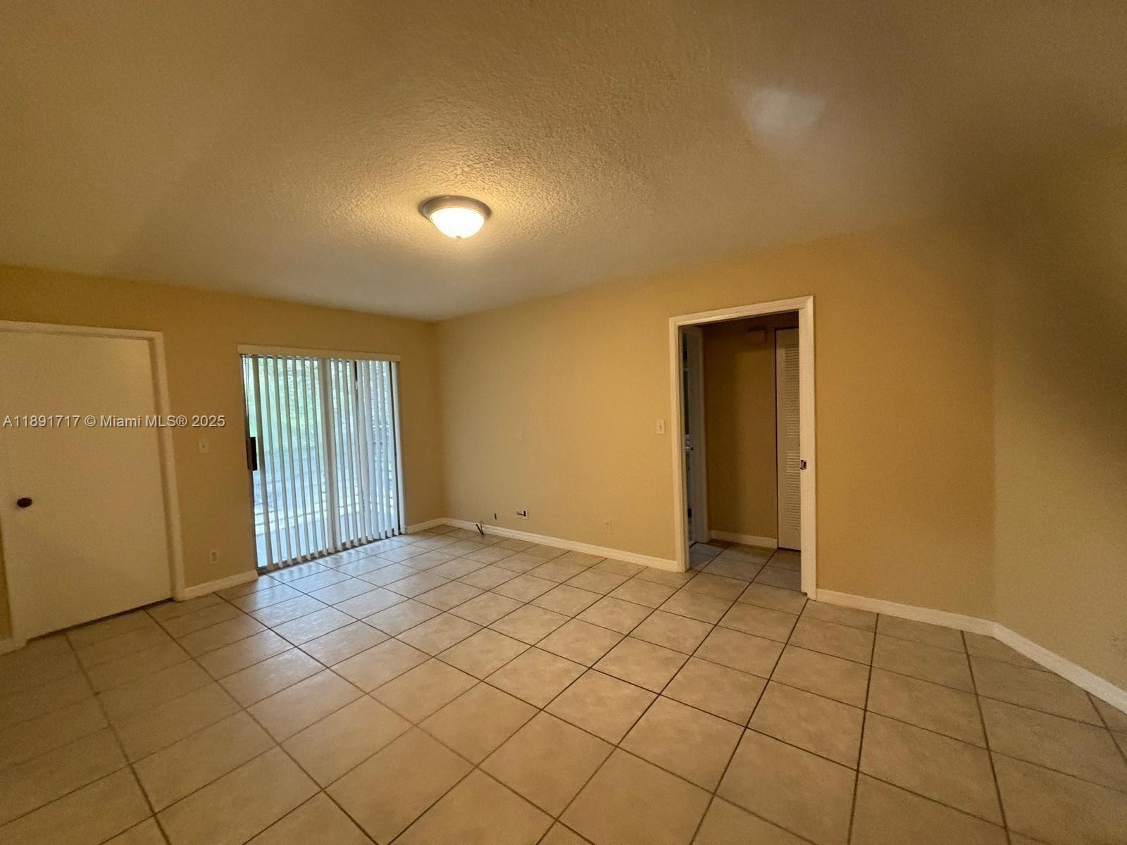 GARDENS NORTH SIX CONDO - Residential Lease