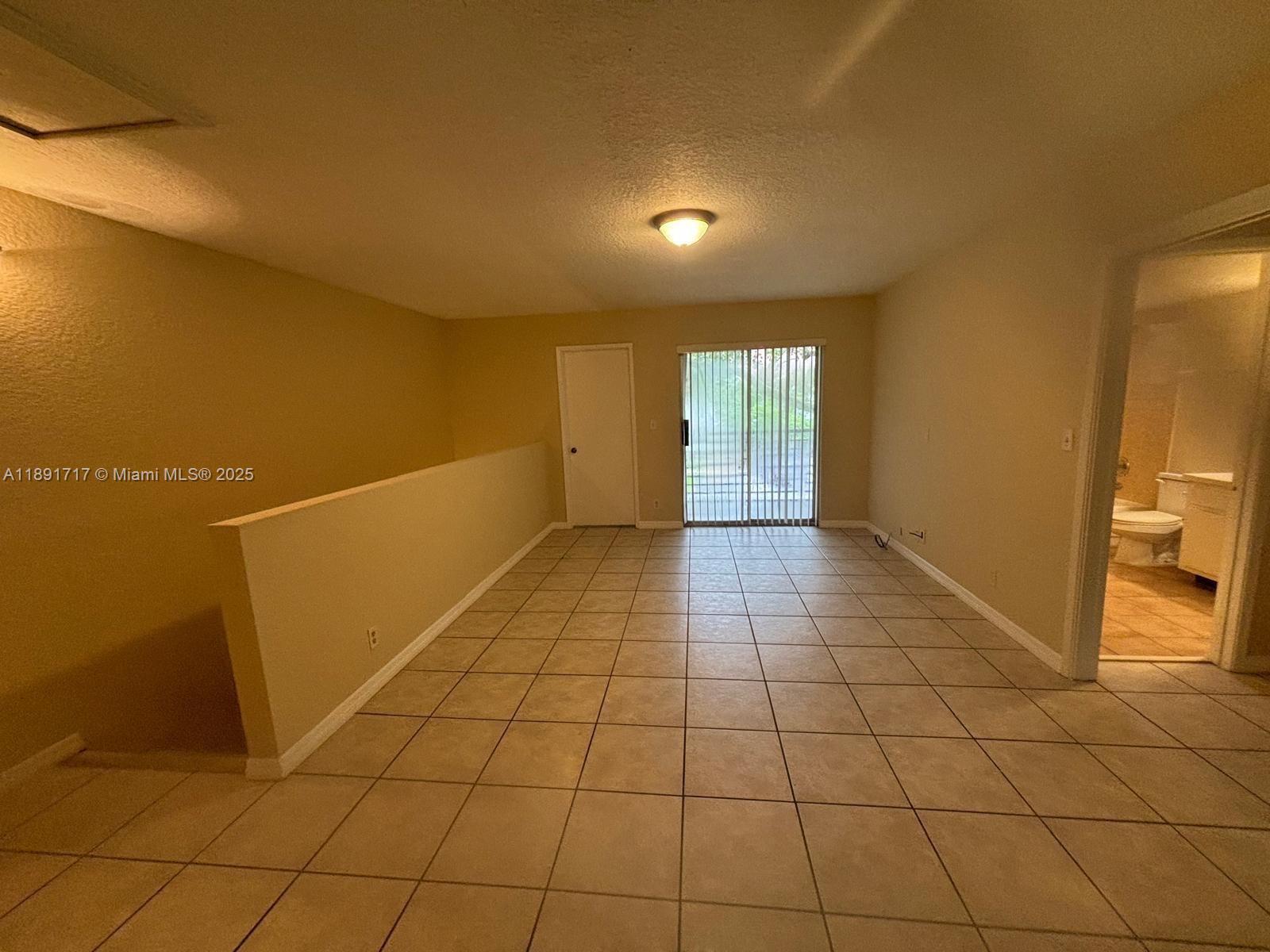 GARDENS NORTH SIX CONDO - Residential Lease