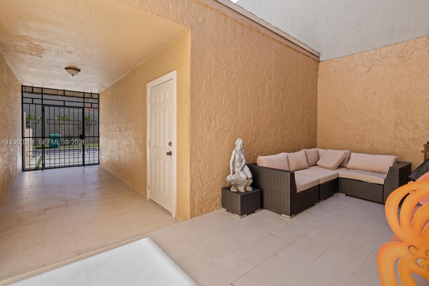 SUNSET PARK TOWN HOUSES - Residential