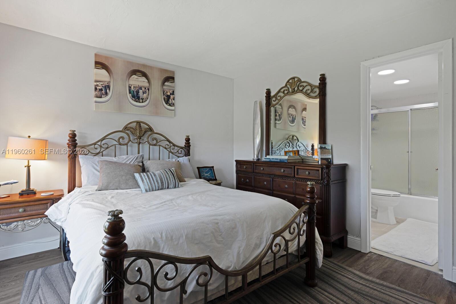 SUNSET PARK TOWN HOUSES - Residential