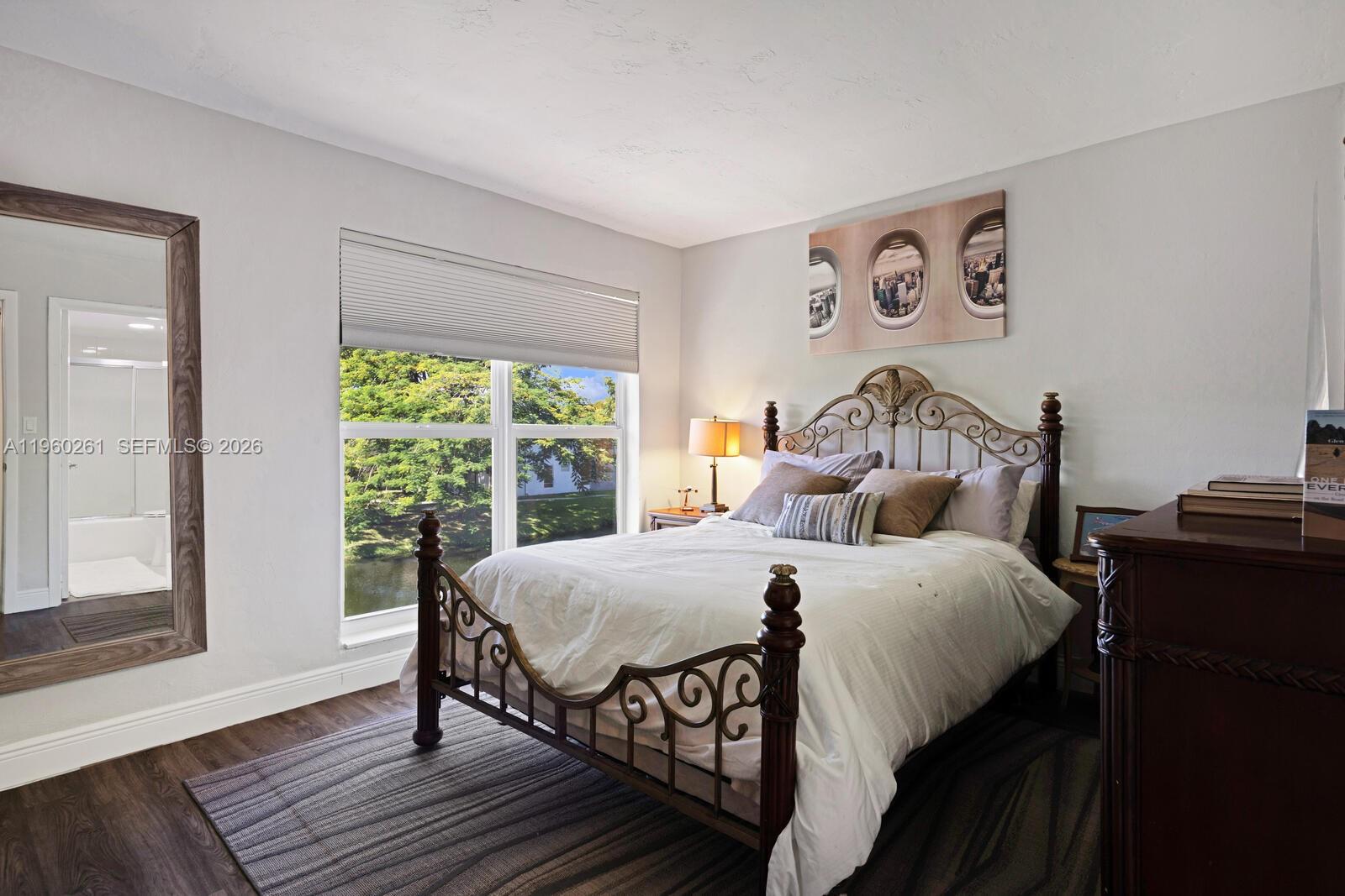 SUNSET PARK TOWN HOUSES - Residential