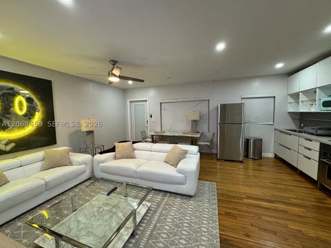 Photo of 101 Collins Ave #3, Miami Beach, FL 33139 (MLS # A12068459)