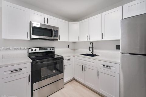 12215 W Dixie Hwy 107 North Miami FL 33161