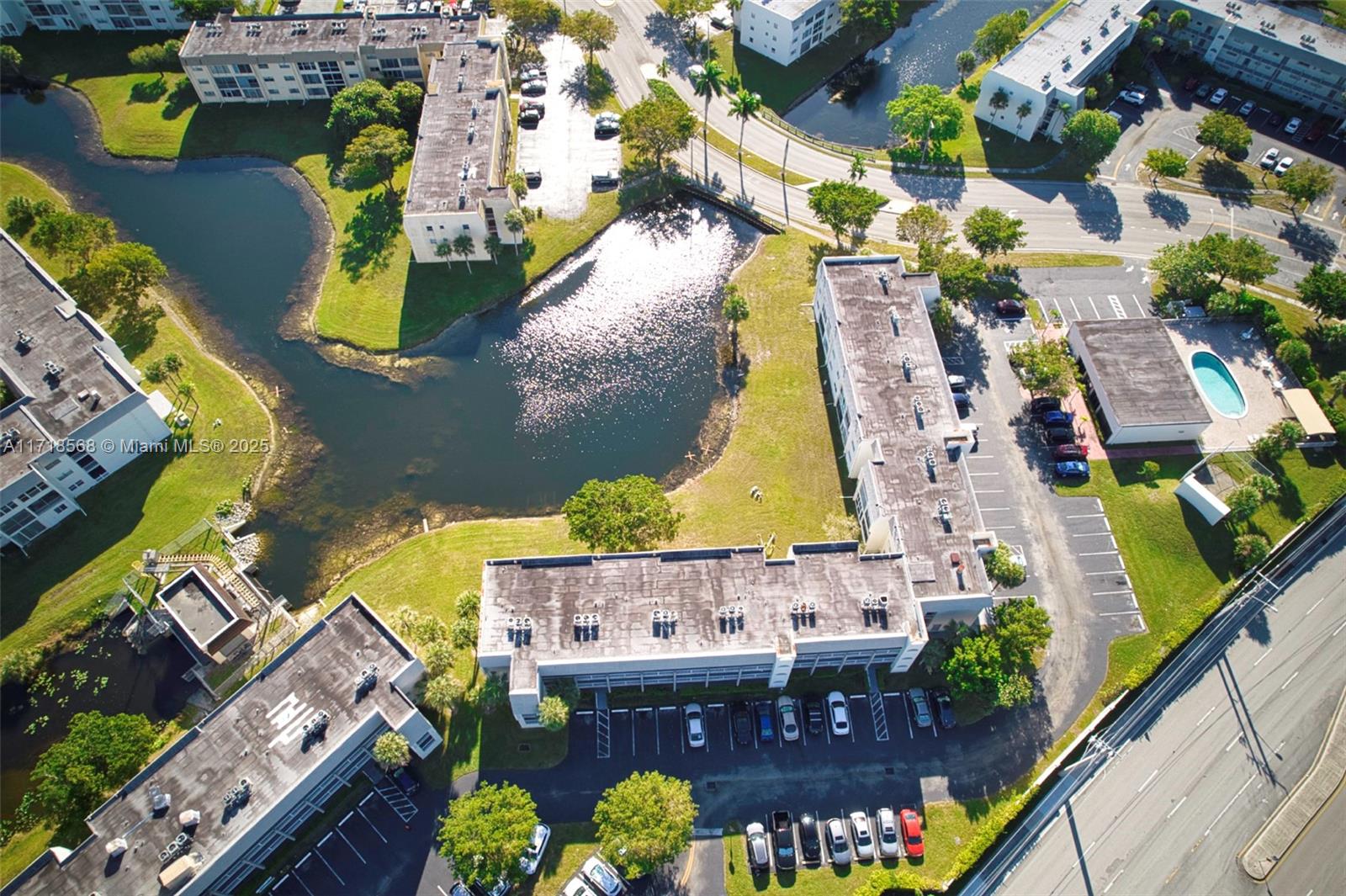 Sunrise Lakes - Residential