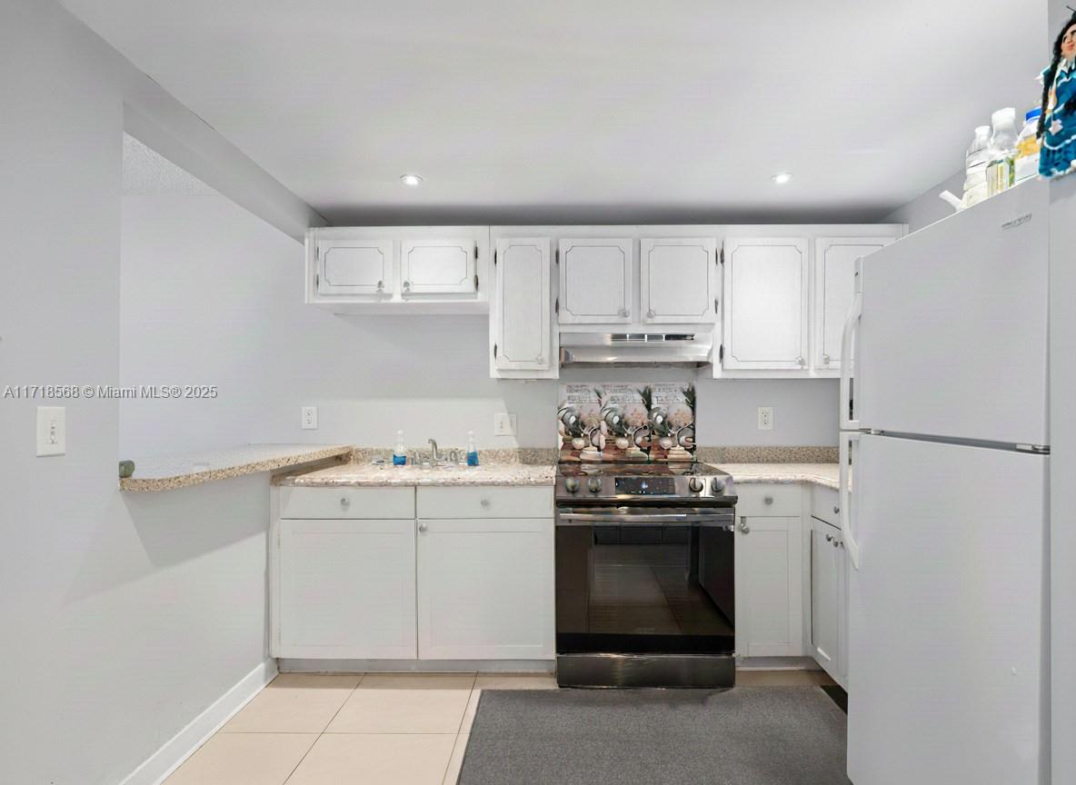 Sunrise Lakes - Residential