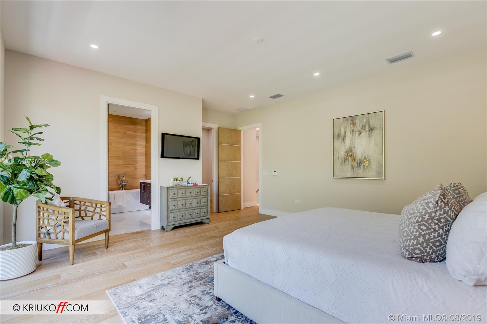 Coconut Grove - Residential