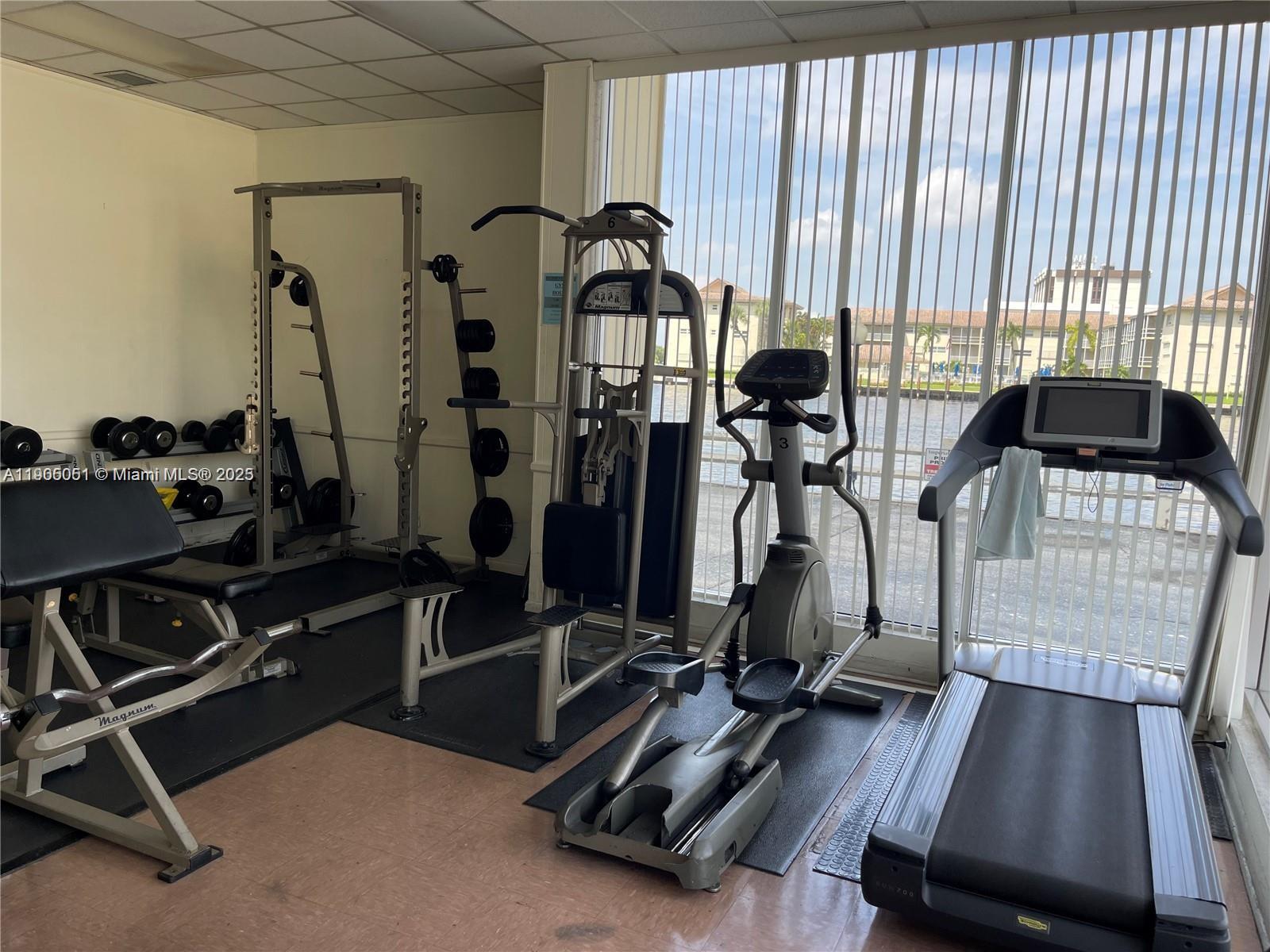 IMPERIAL TOWERS CONDO - Residential Lease