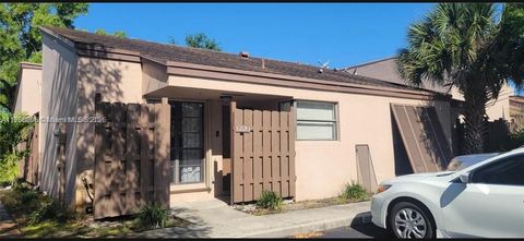 1220 NW 122nd Ter Pembroke Pines FL 33026