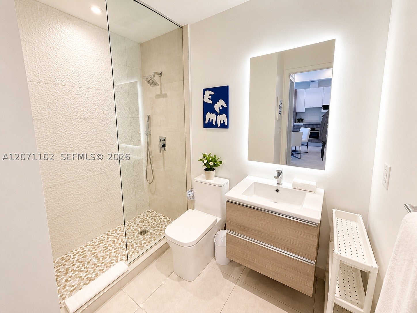 239 SW 9 St 1504